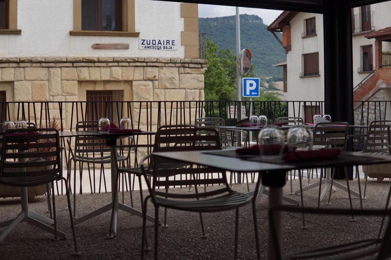 Hostal Restaurante Ibaisek Zudaire Exterior photo